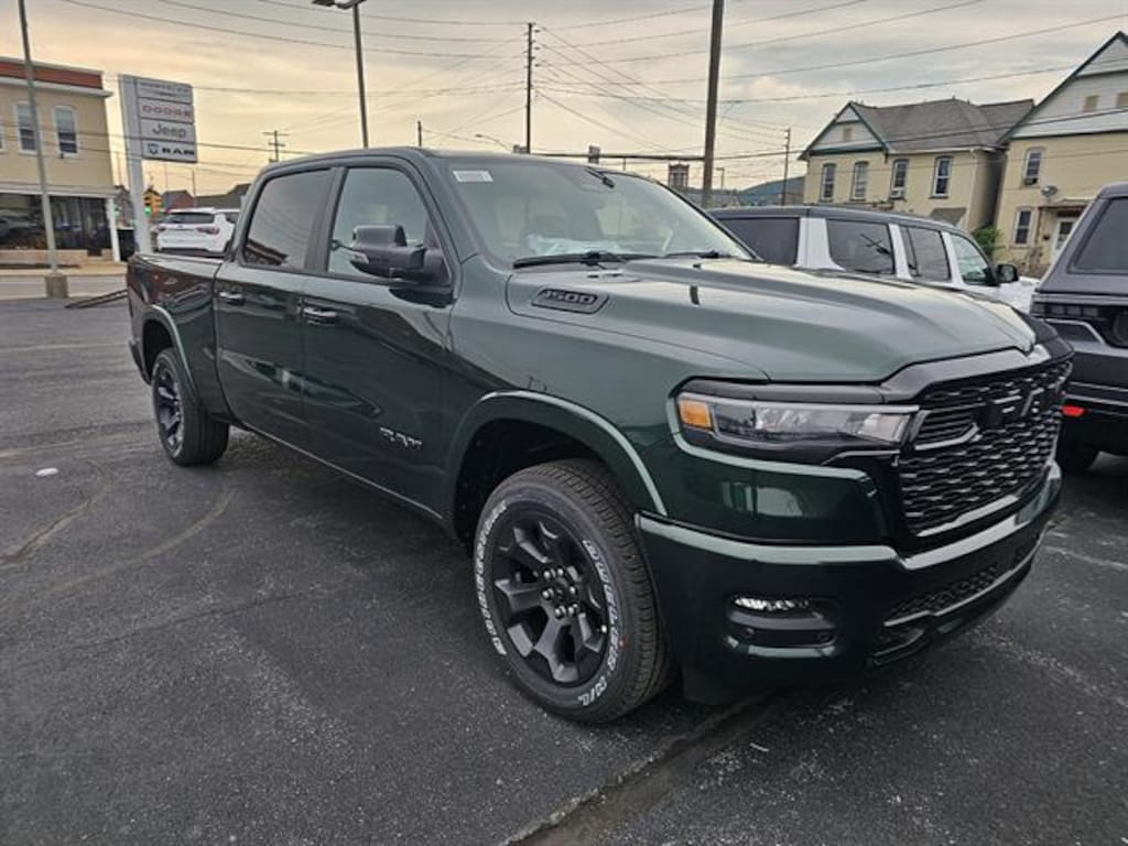 New 2026 Ram 1500 BIG HORN CREW CAB 4X4 6'4 BOX Pickup