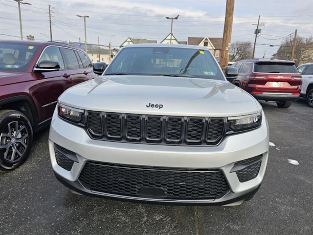 New 2025 Jeep Grand Cherokee ALTITUDE X 4X4 Sport Utility