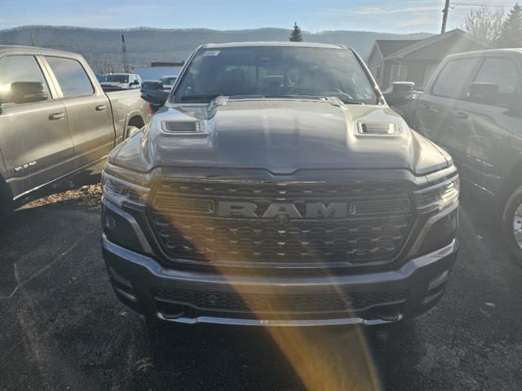 New 2026 Ram 1500 LIMITED CREW CAB 4X4 5'7 BOX Pickup