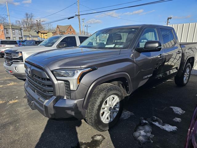 2024 Toyota Tundra SR5 photo 3