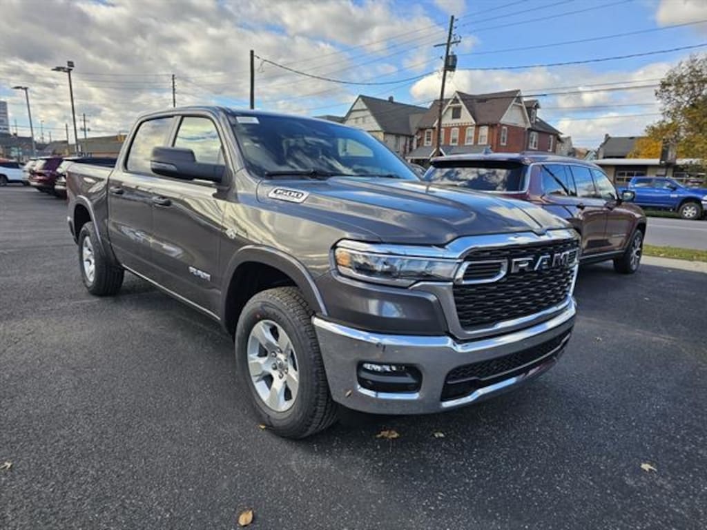 New 2026 Ram 1500 BIG HORN CREW CAB 4X4 5'7 BOX Pickup