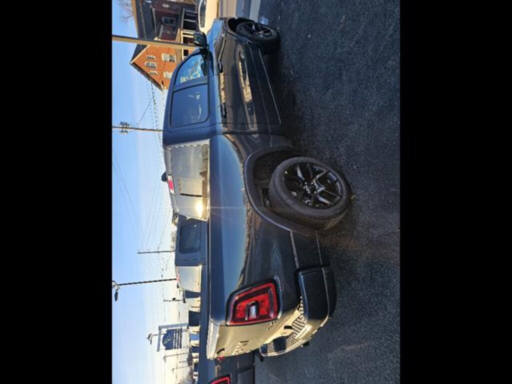 New 2026 Ram 1500 LARAMIE CREW CAB 4X4 5'7 BOX Pickup