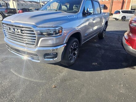 2026 Ram 1500 LARAMIE CREW CAB 4X4 5'7 BOX Pickup
