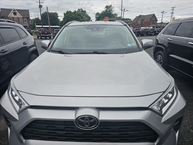 Used 2020 Toyota RAV4 XLE with VIN 2T3P1RFV9LC076952 for sale in Williamsport, PA