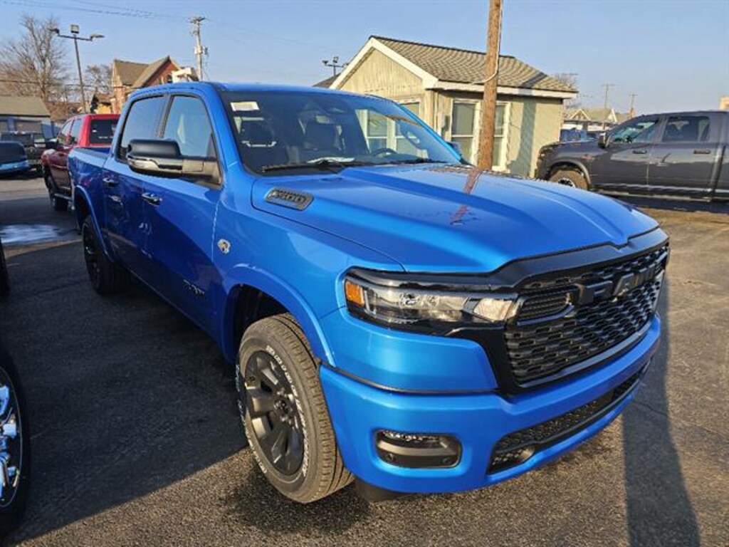 New 2026 Ram 1500 BIG HORN CREW CAB 4X4 5'7 BOX Pickup