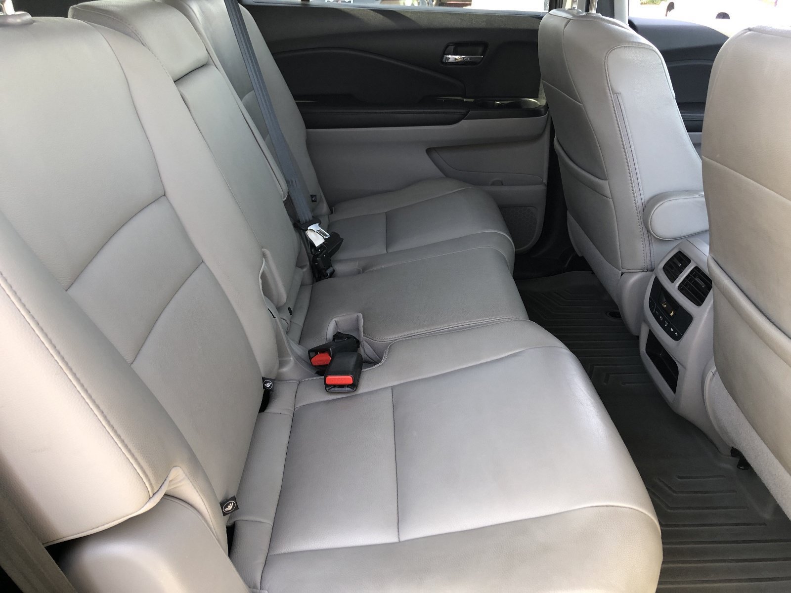 2018 Honda Pilot EX-L - Photo 14