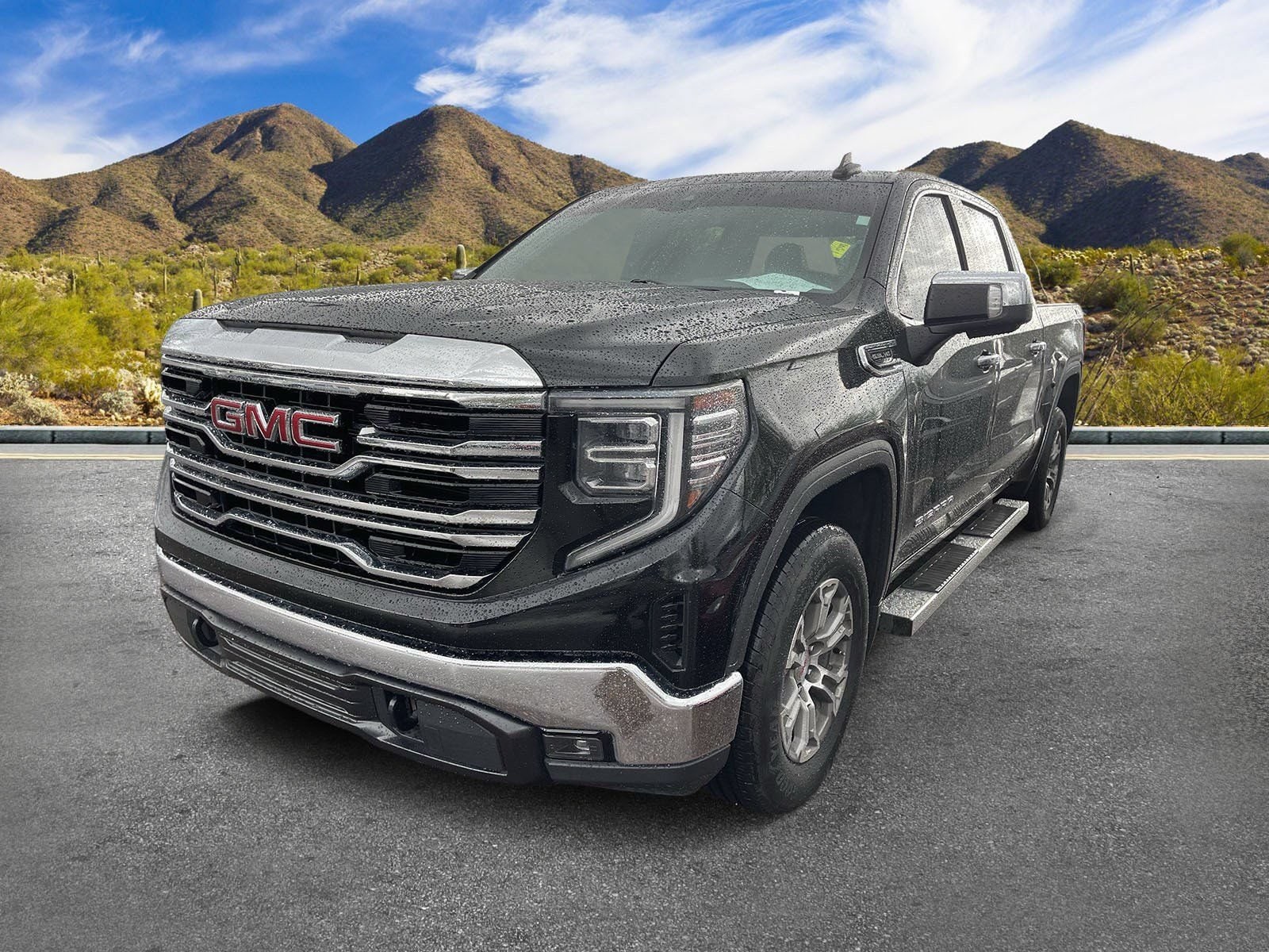 2023 GMC Sierra 1500 SLT - Photo 13