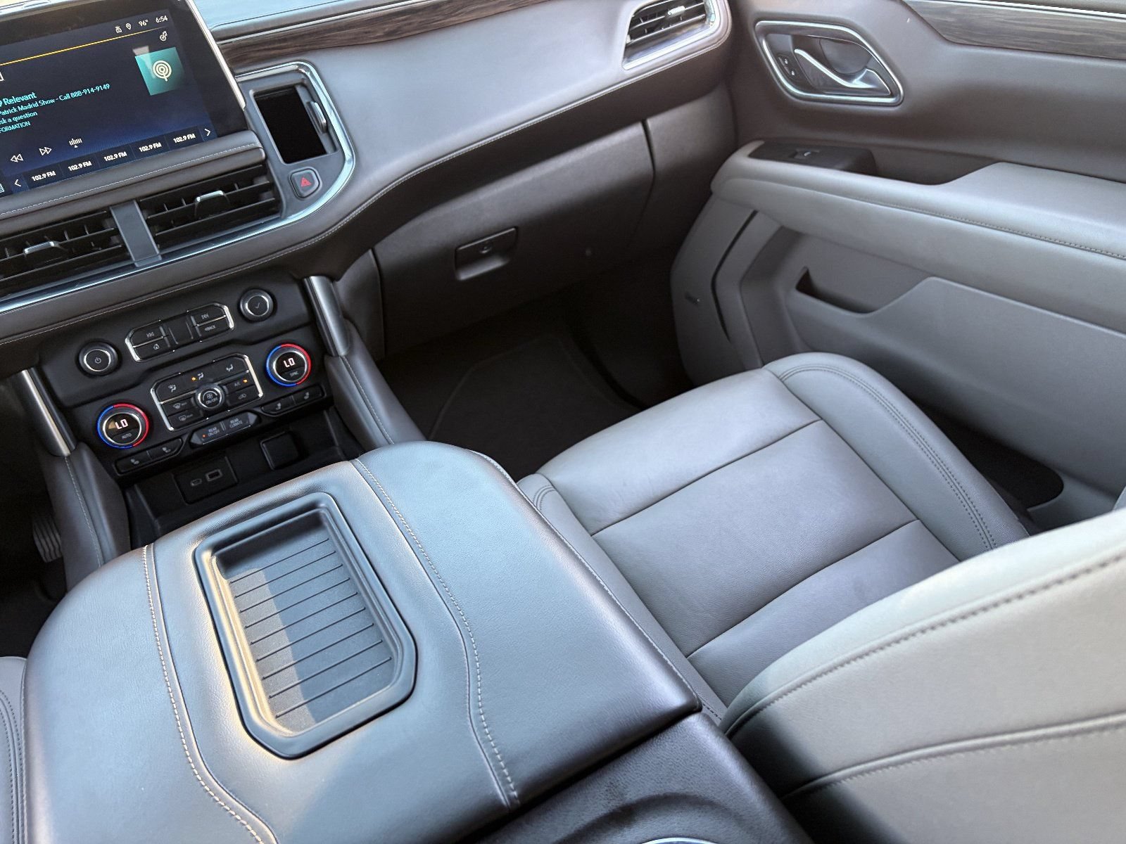 2022 Chevrolet Tahoe LT - Photo 17