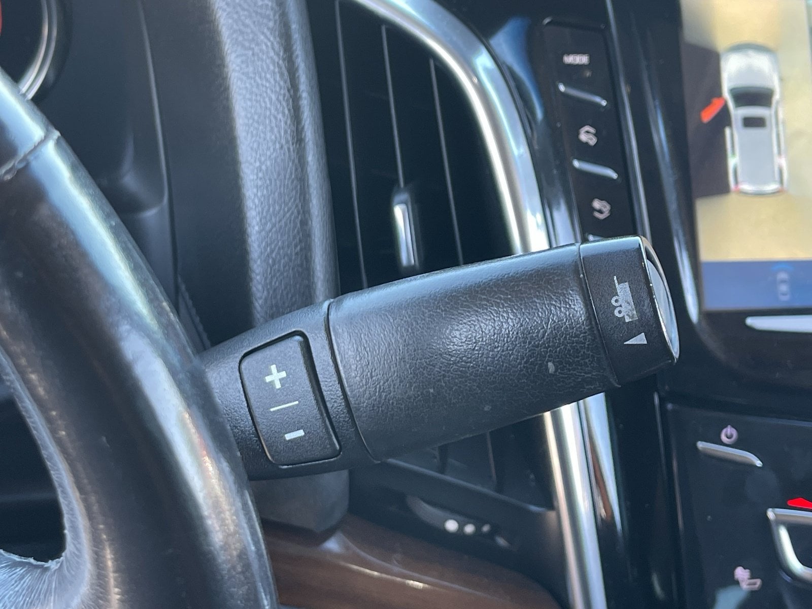 2018 Cadillac Escalade Premium Luxury - Photo 31