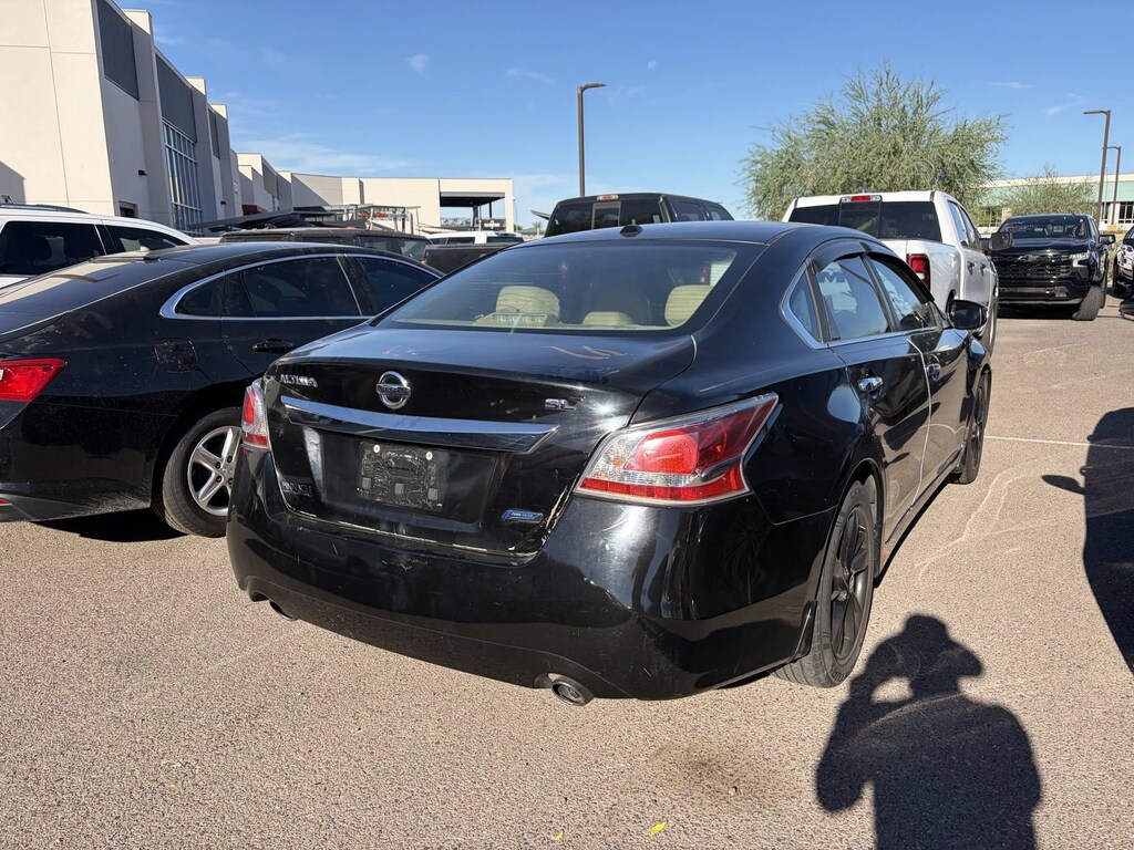 Used 2014 Nissan Altima 2.5 SL Sedan