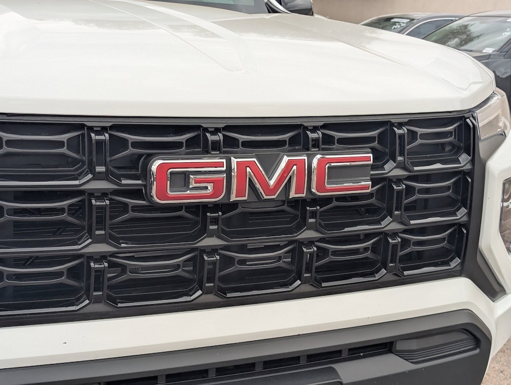Used 2025 GMC Canyon Elevation Truck Crew Cab