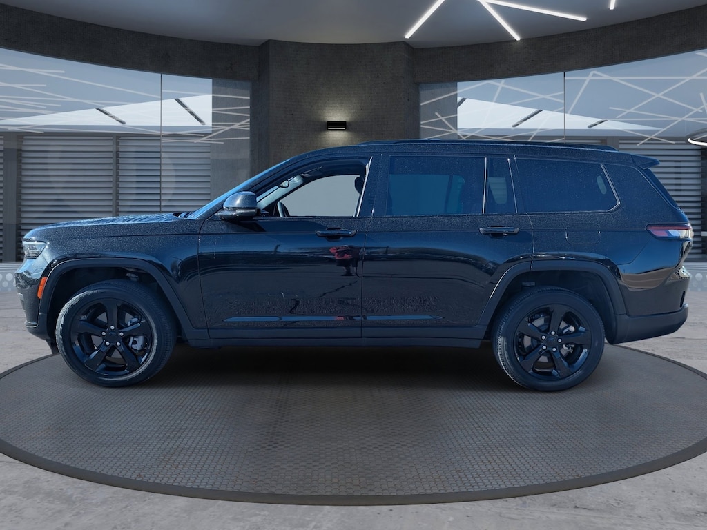 Used 2023 Jeep Grand Cherokee L Altitude X 4x4 SUV