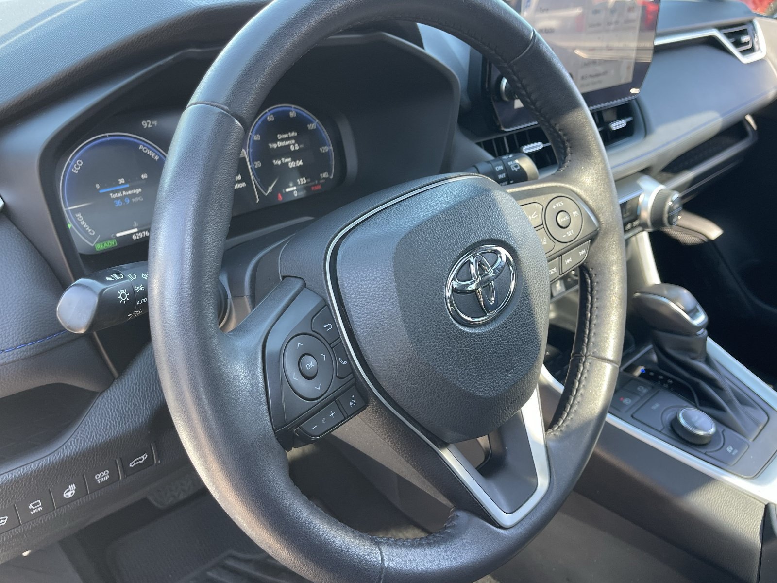 2023 Toyota RAV4 XSE - Photo 24