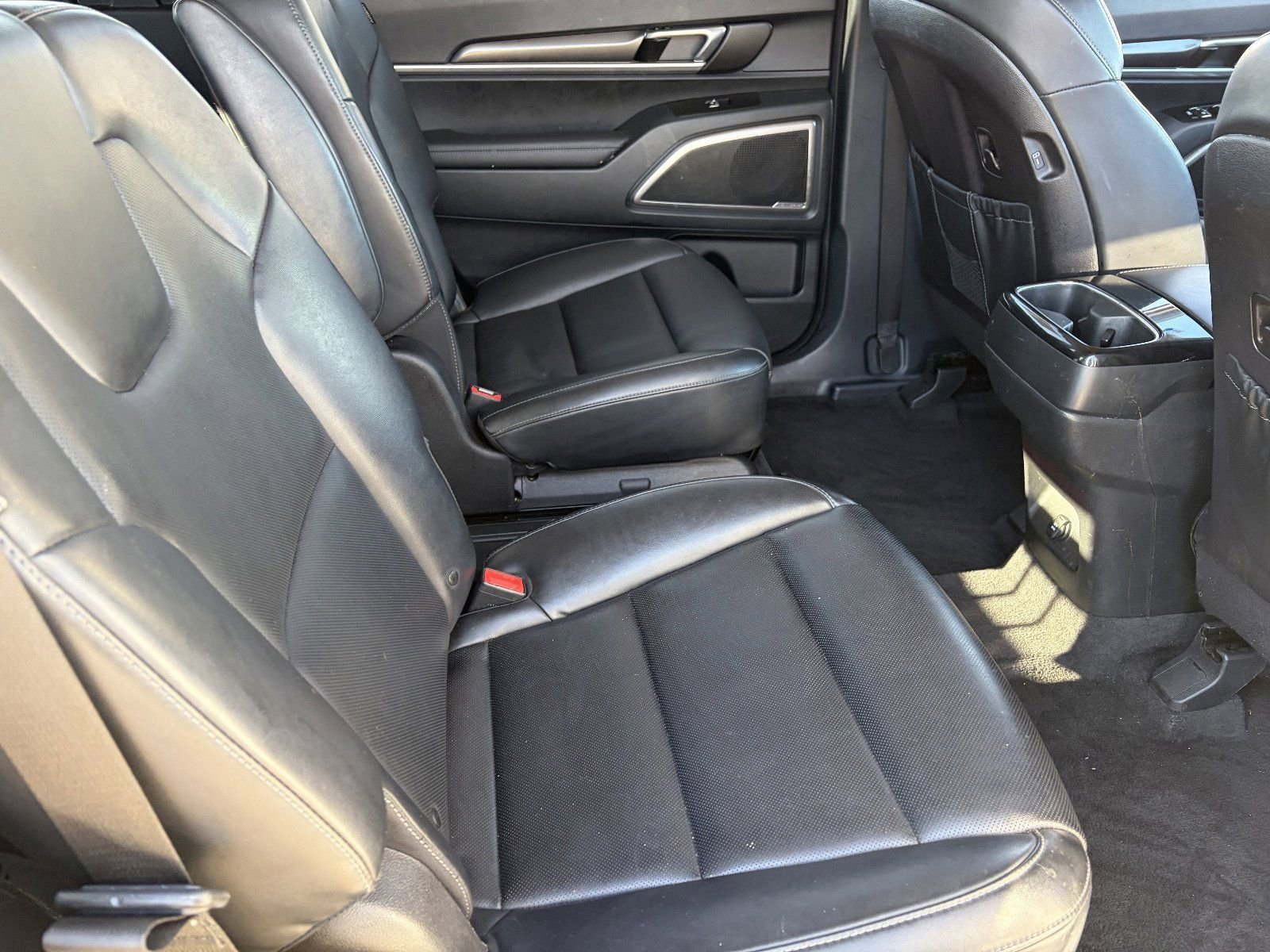 2025 Kia Telluride S - Photo 14