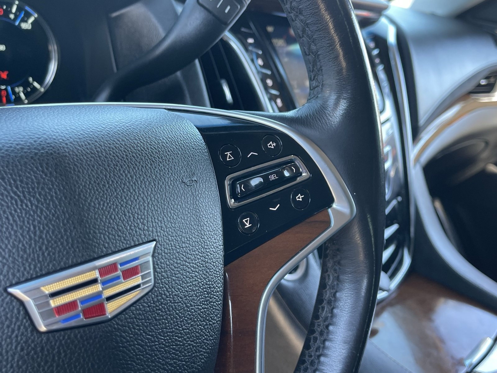 2018 Cadillac Escalade Premium Luxury - Photo 27