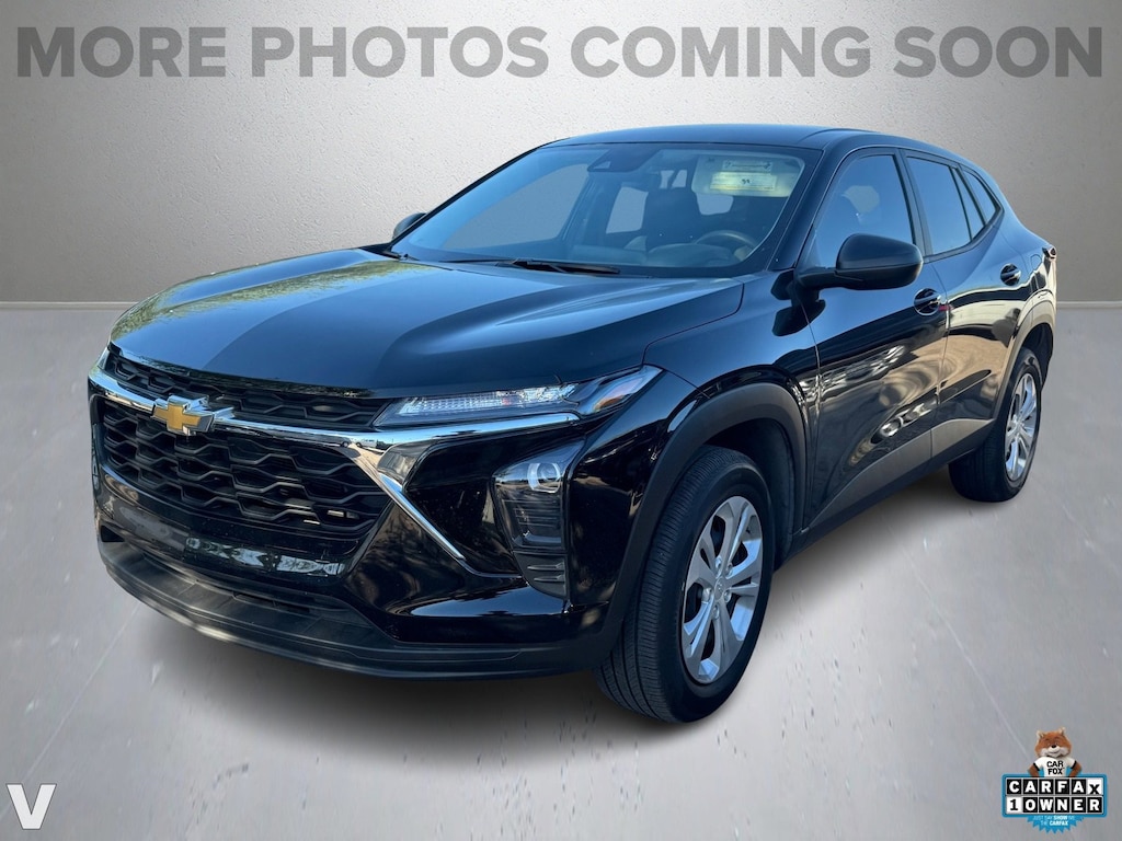 Used 2025 Chevrolet Trax LS SUV