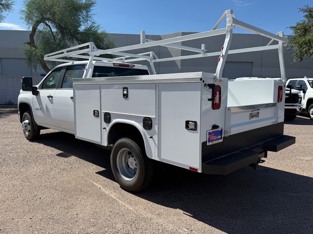 New 2024 Chevrolet Silverado 3500 HD Chassis Cab Work Truck Truck Crew Cab