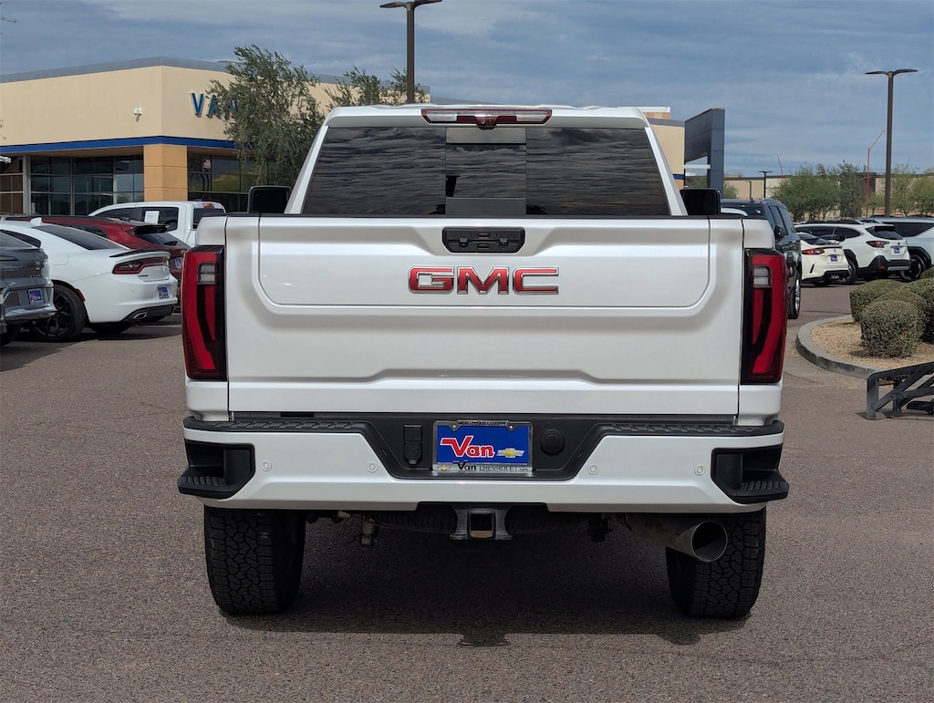 Used 2024 GMC Sierra 2500 HD Denali Truck Crew Cab