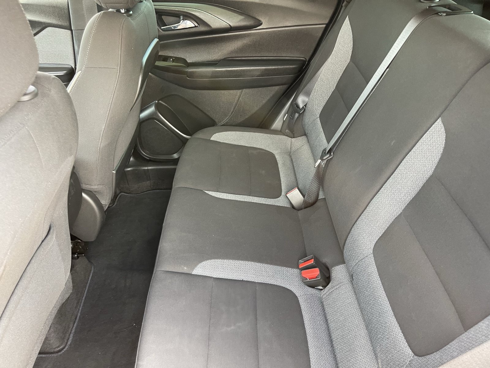 2023 Chevrolet TrailBlazer LS - Photo 18