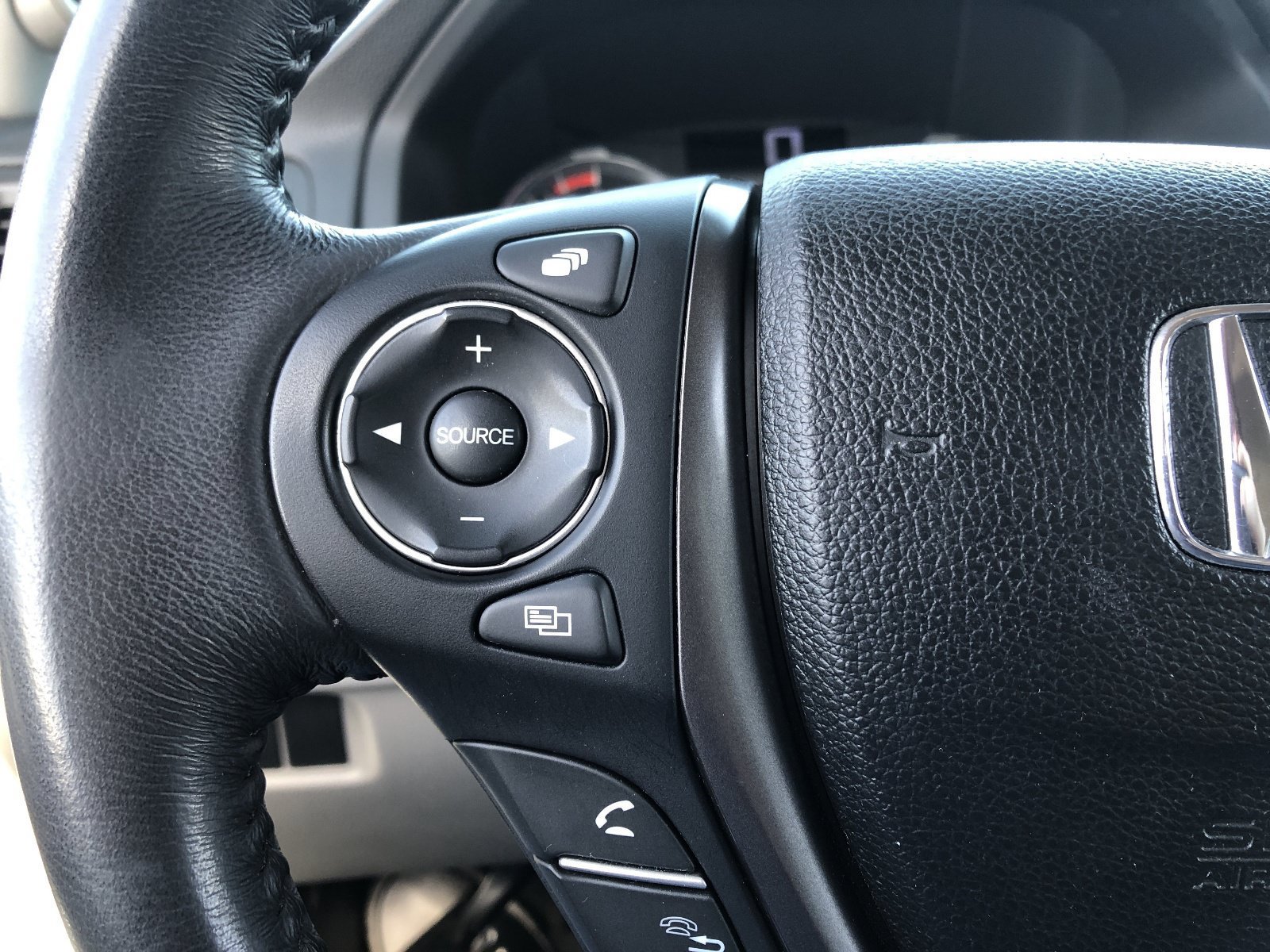 2018 Honda Pilot EX-L - Photo 21