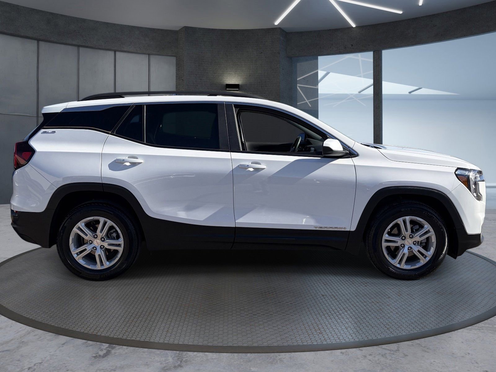 2024 GMC Terrain SLE - Photo 7