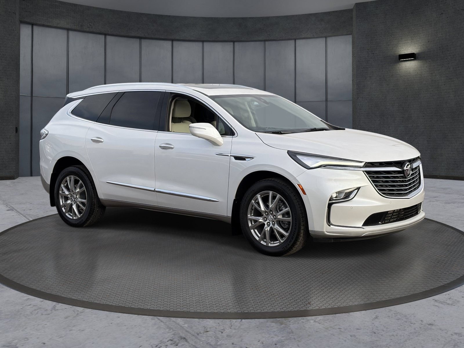 Used 2024 White Frost Tricoat Buick Essence image 8