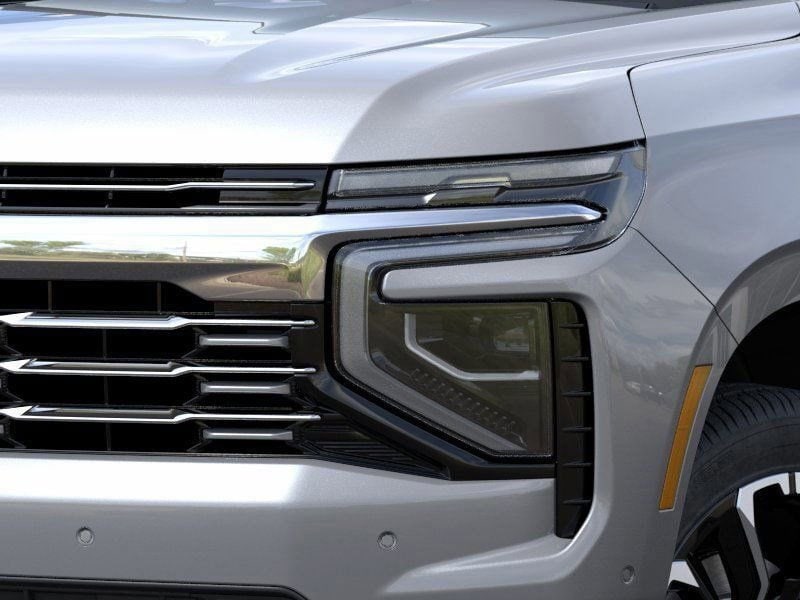 2025 Chevrolet Suburban Premier - Photo 10