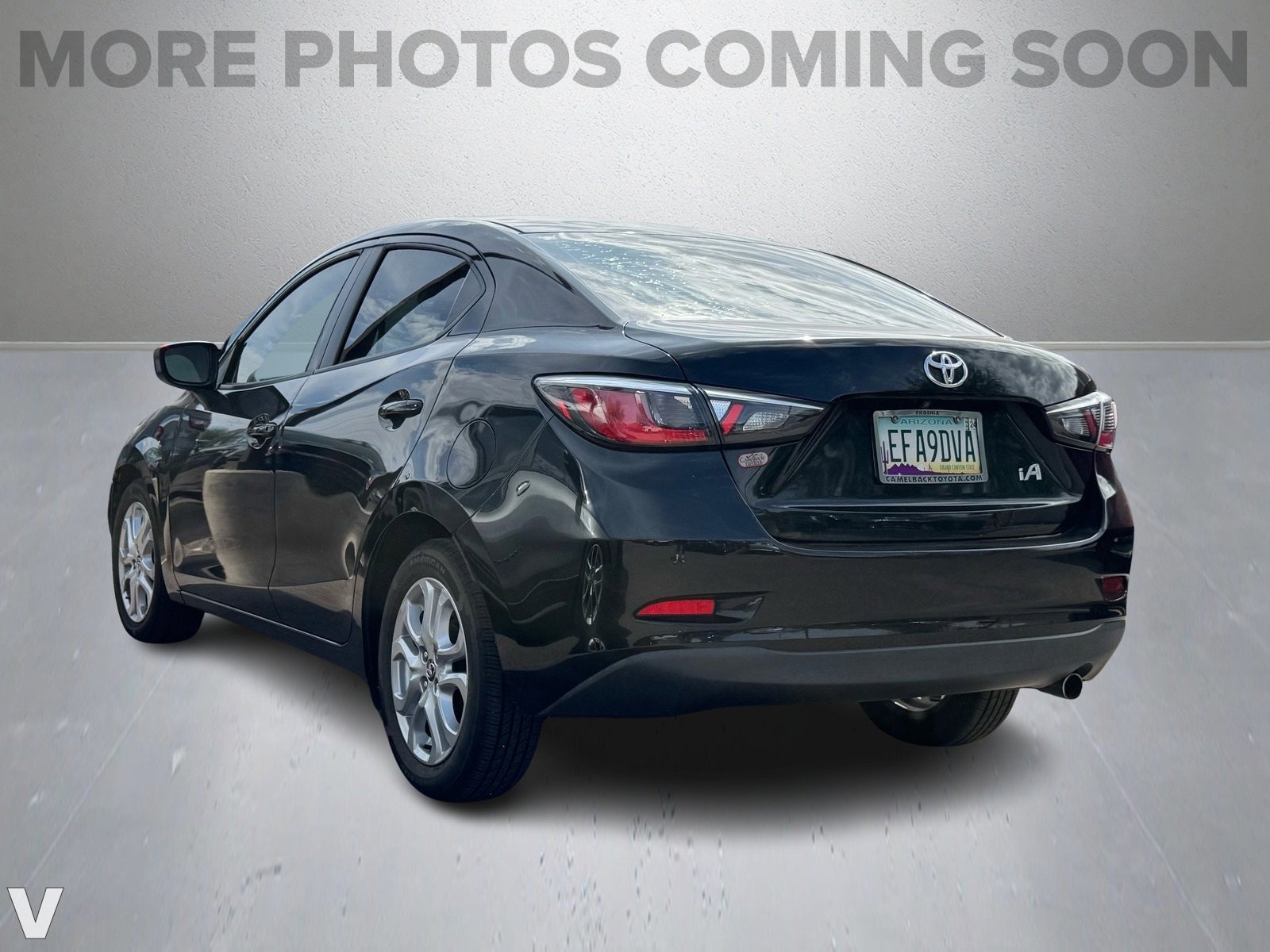 2018 Toyota Yaris iA photo 2