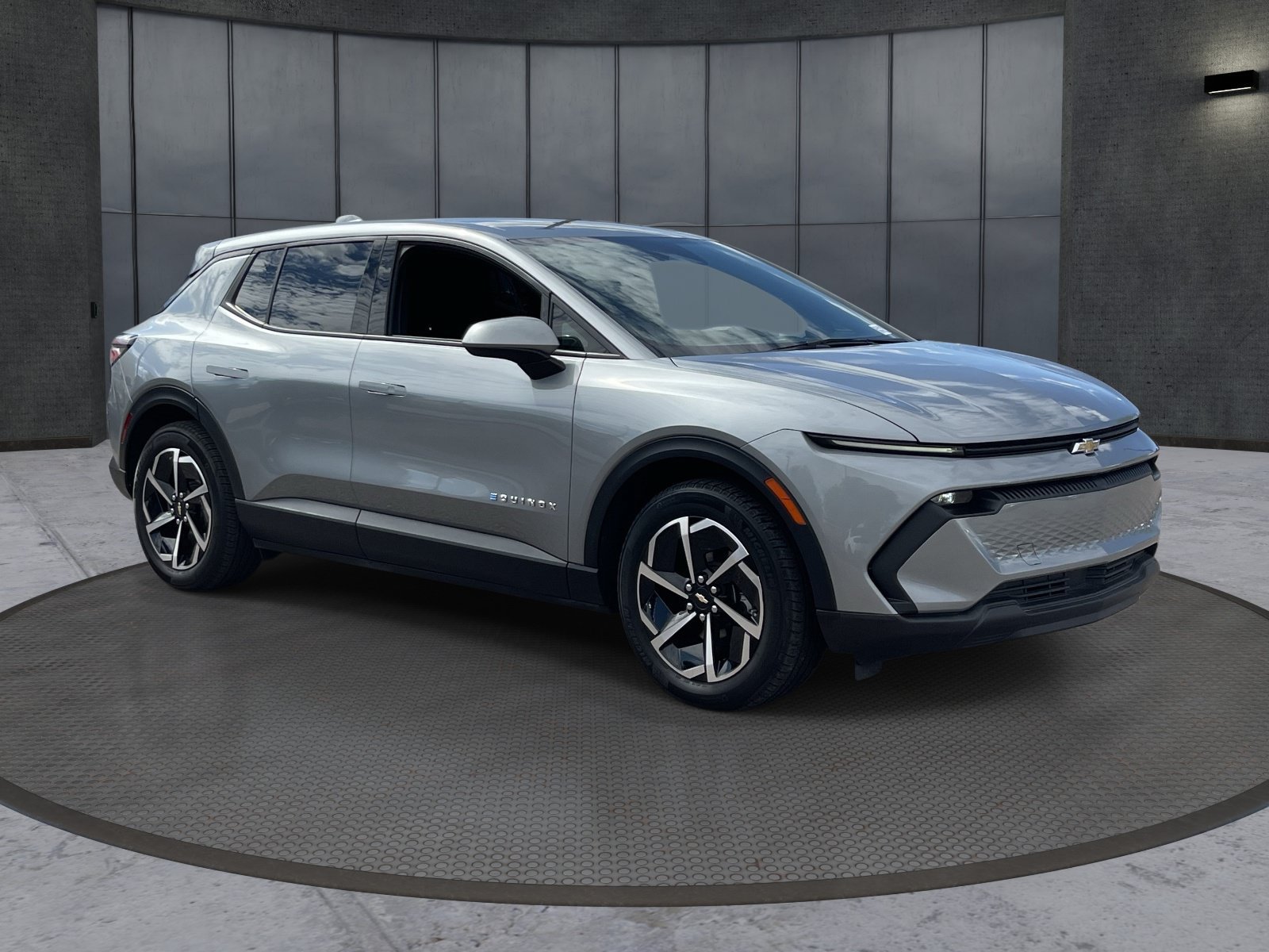 2025 Chevrolet Equinox EV LT - Photo 8