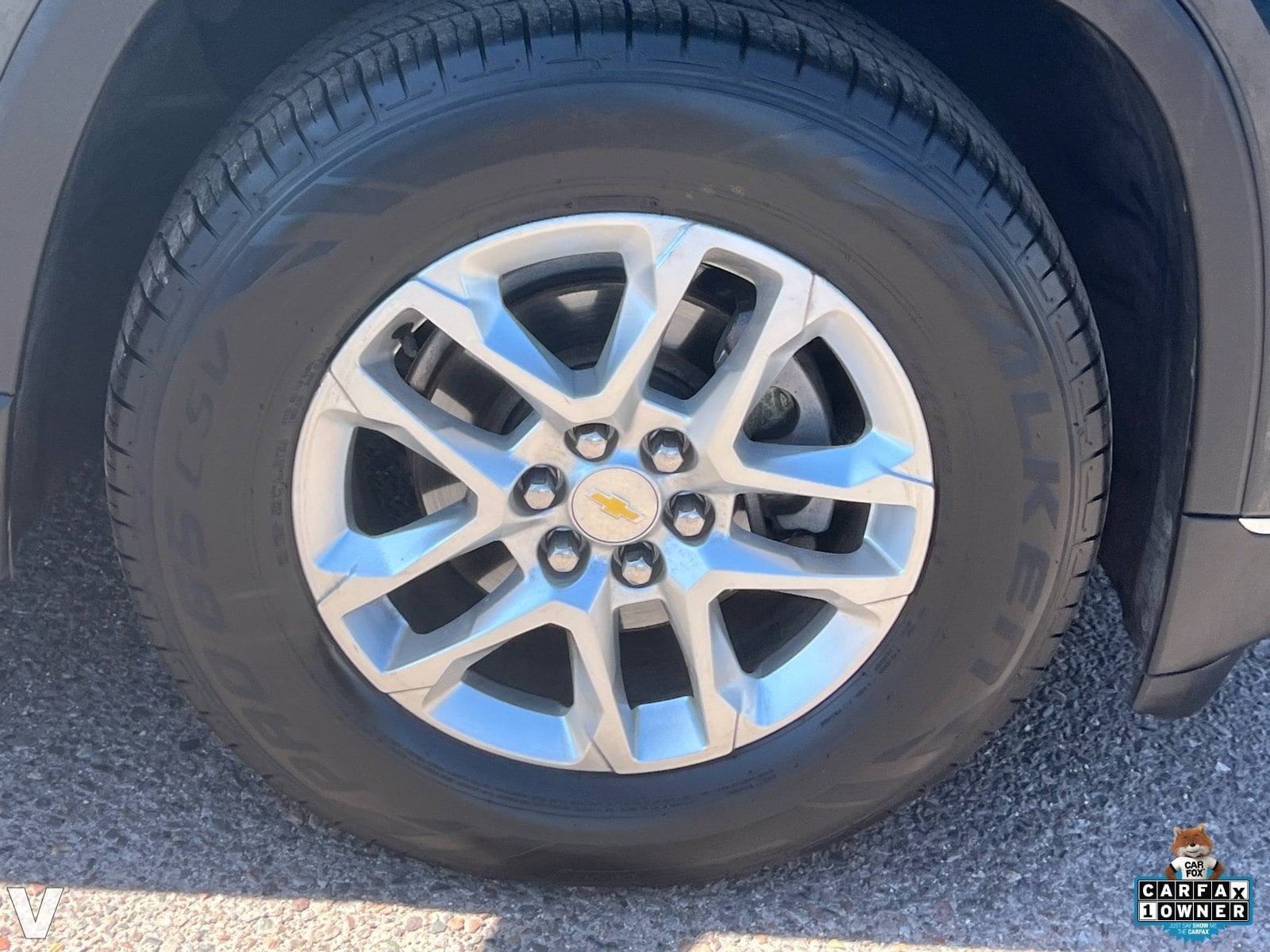 Image 10 of 2020 Chevrolet Traverse LT Cloth SUV