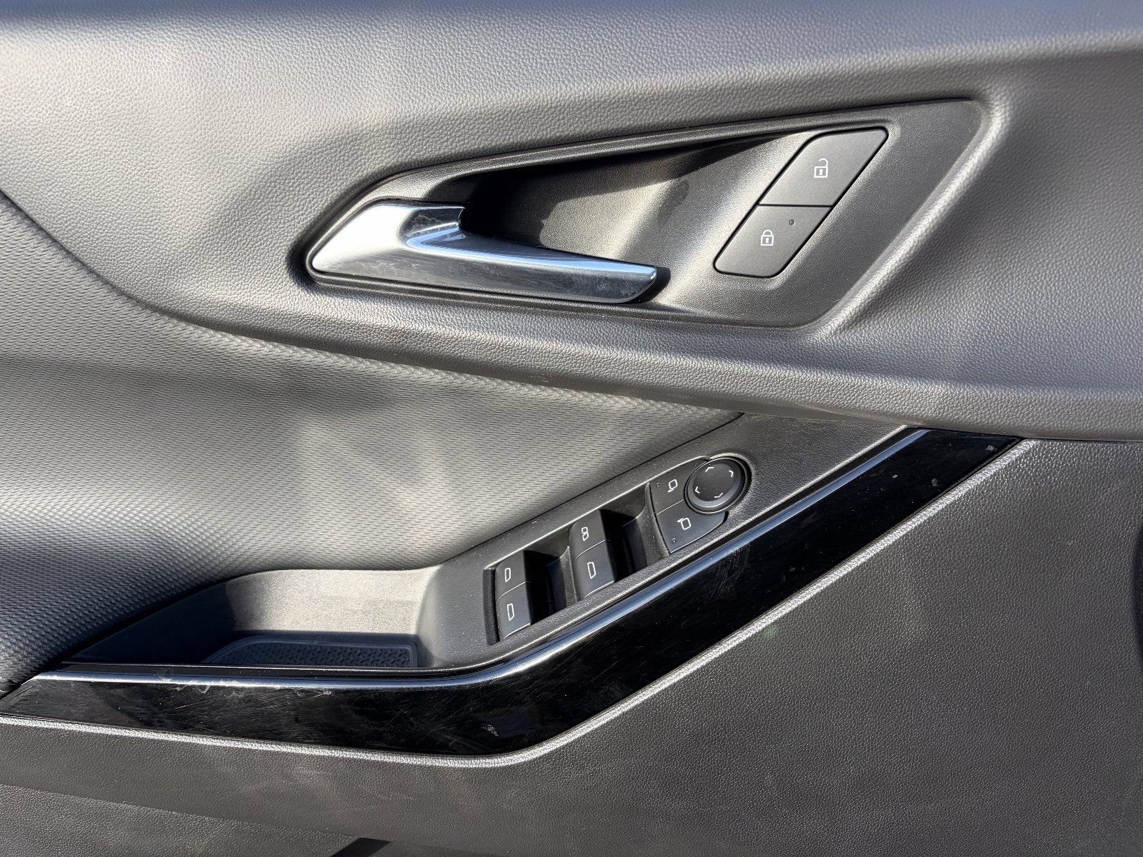2026 Chevrolet Equinox LT - Photo 23