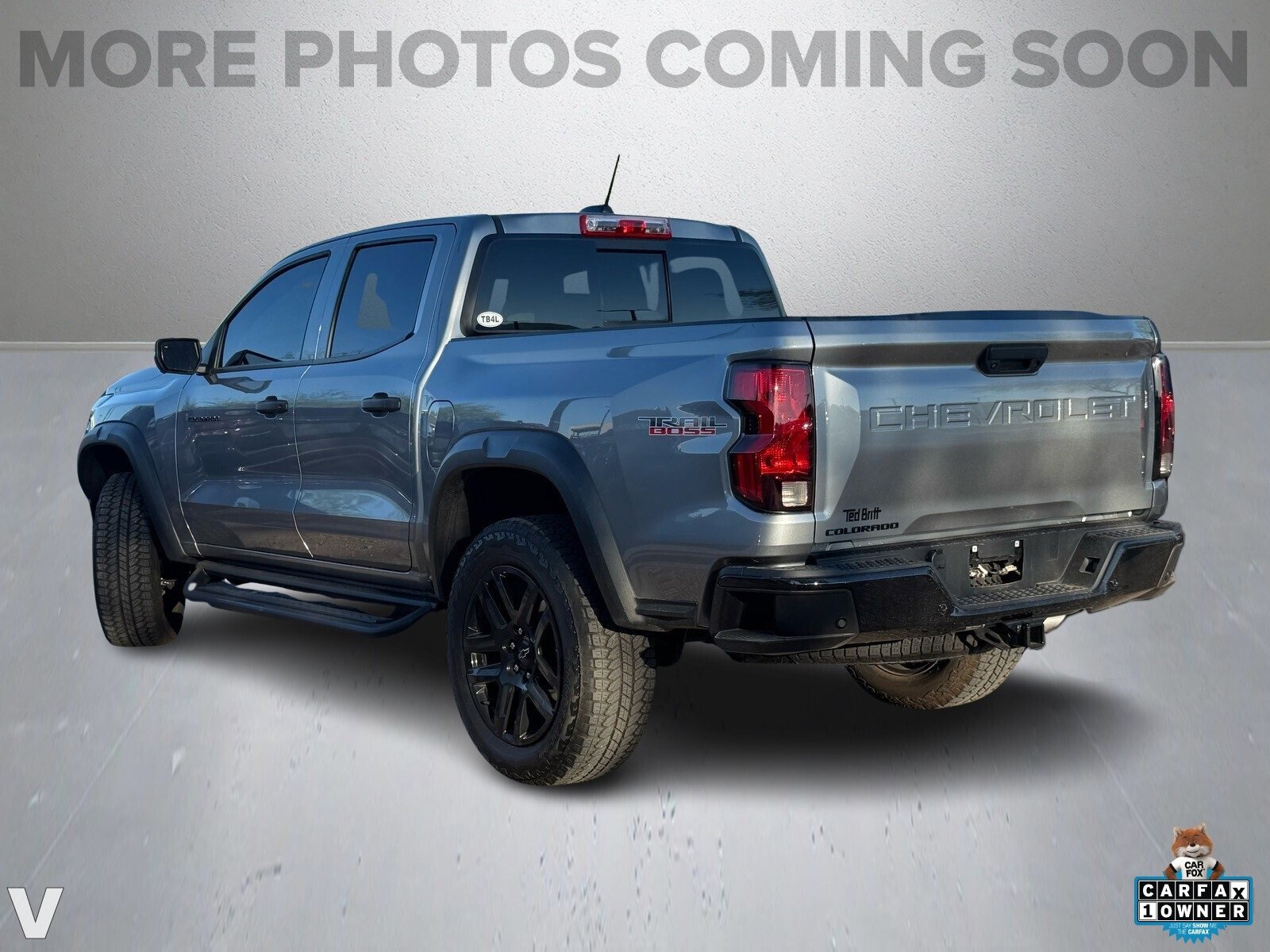 2024 Chevrolet Colorado Trail Boss photo 2