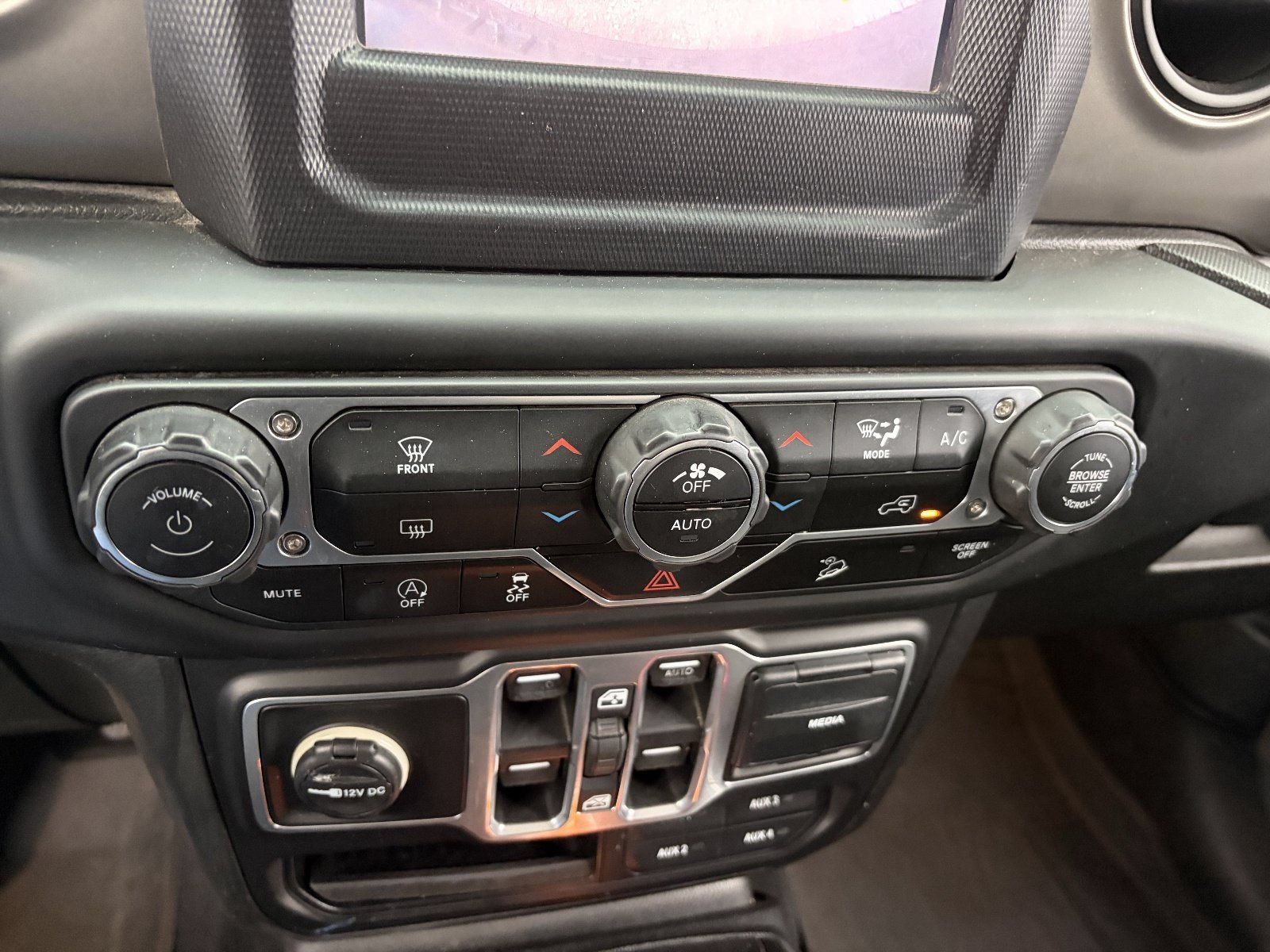 2018 Jeep All-New Wrangler Unlimited Sport S - Photo 29