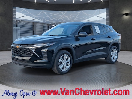 2025 Chevrolet Trax LS SUV