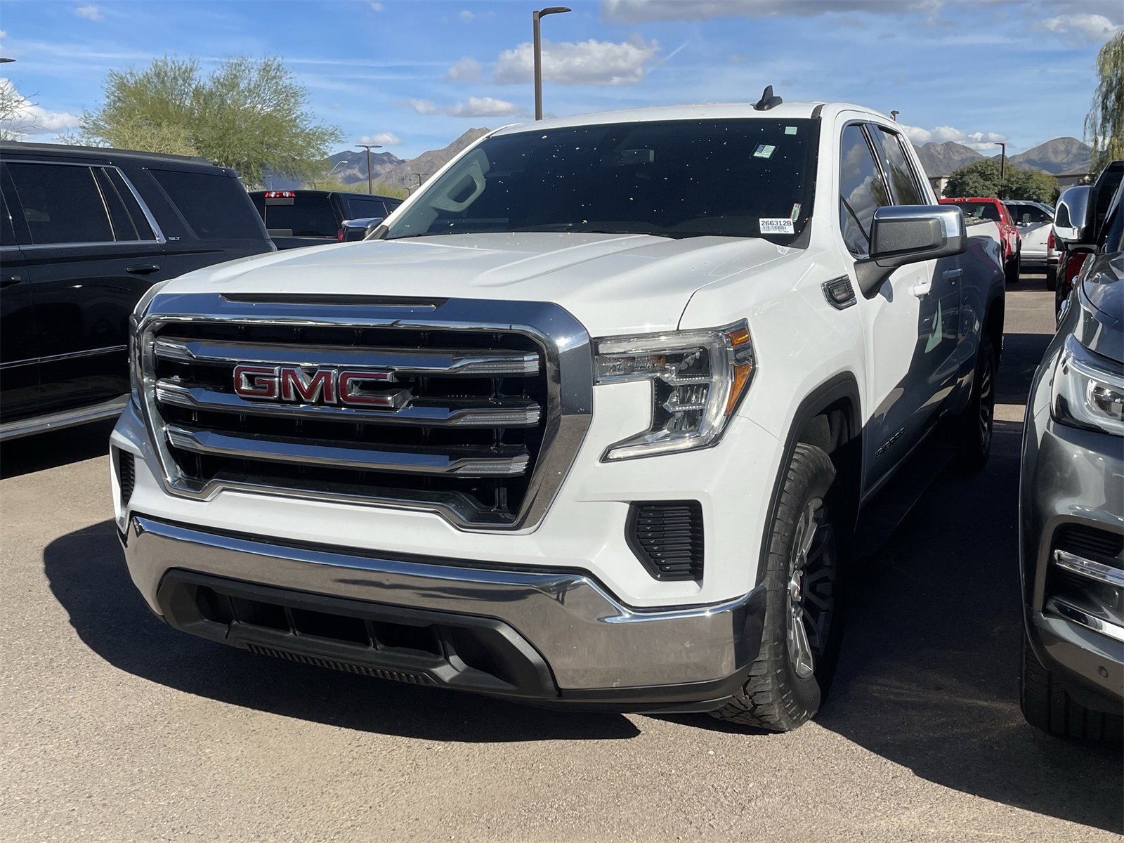 2021 Gmc Sierra 1500 SLE photo 2