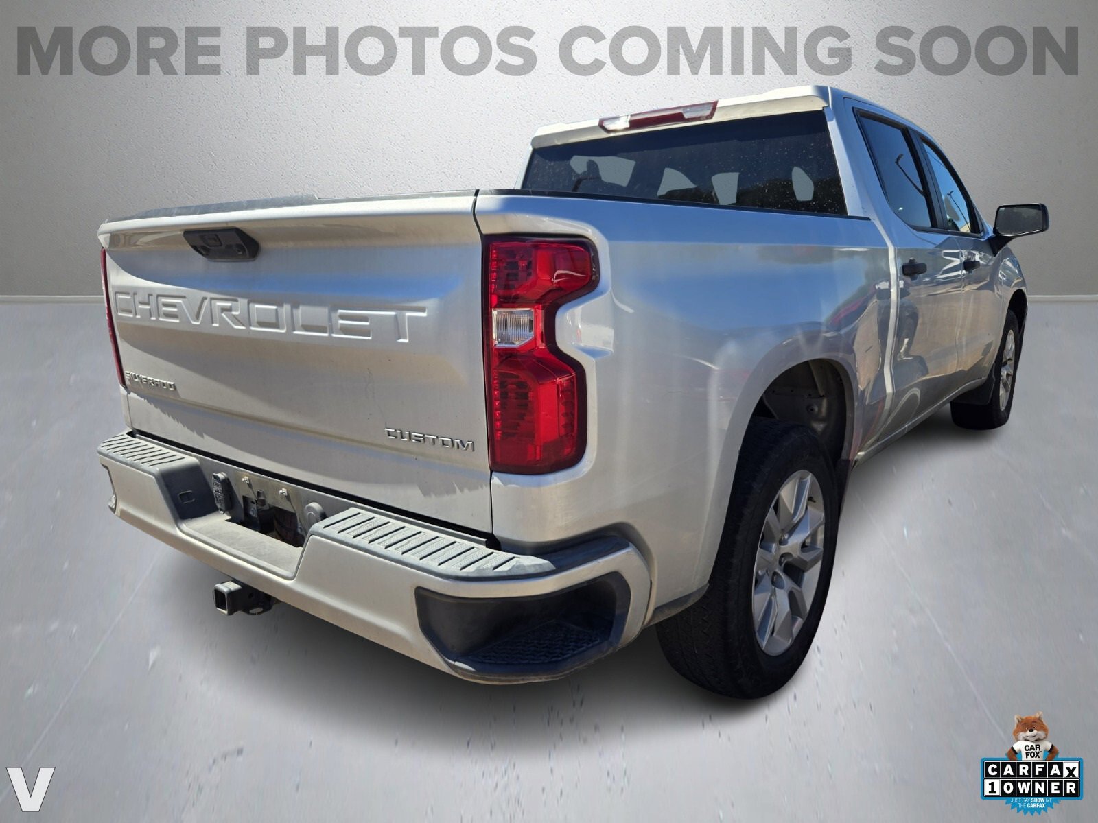 2022 Chevrolet Silverado 1500 Custom photo 3