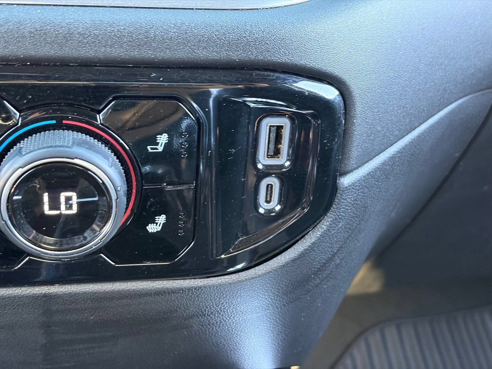2025 Chevrolet Silverado 1500 RST - Photo 32