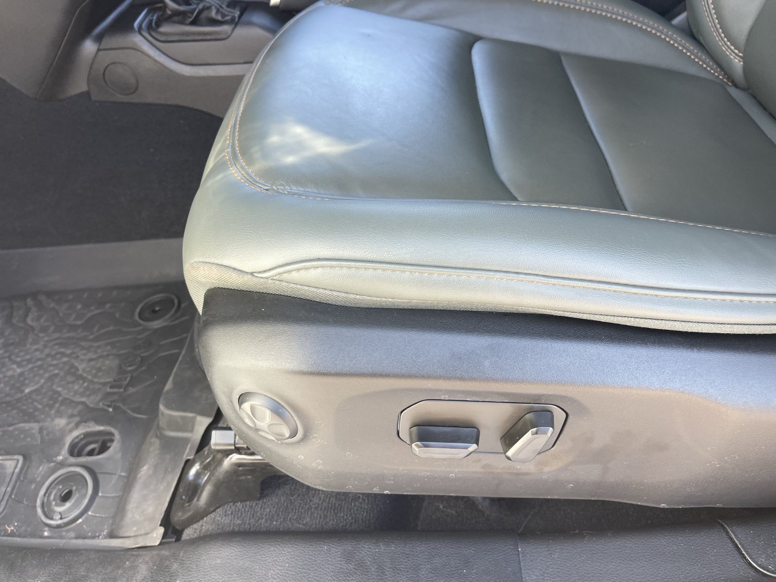 2025 Jeep Gladiator Mojave - Photo 21