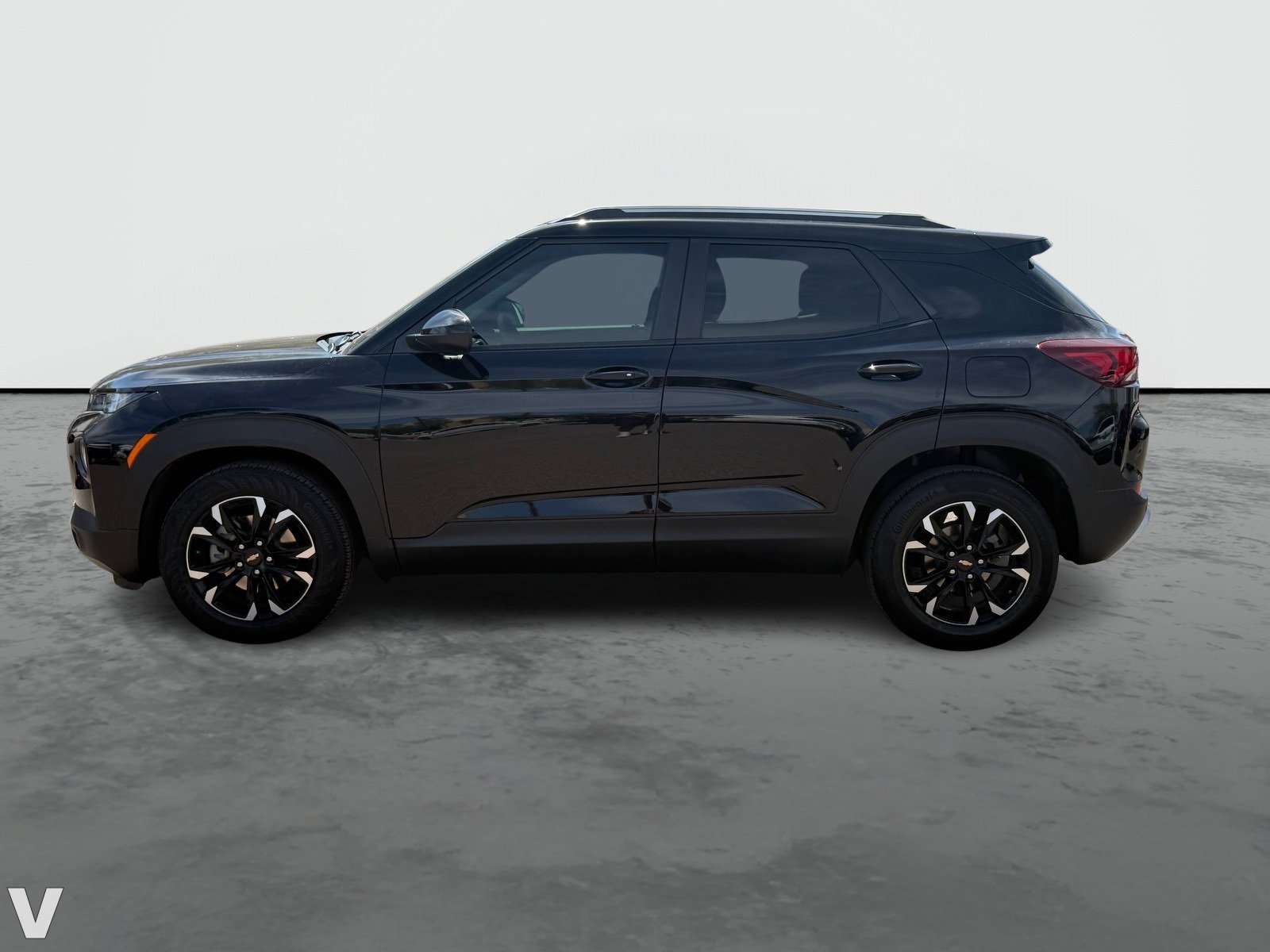 2022 Chevrolet Trailblazer LT photo 2