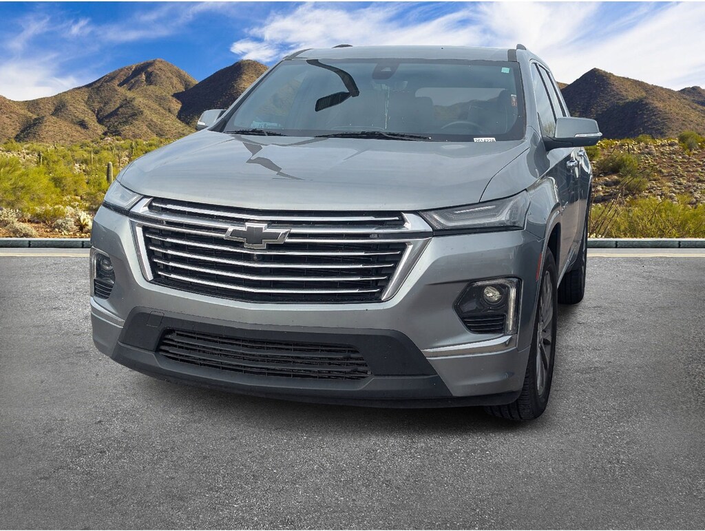 Used 2023 Chevrolet Traverse Premier SUV