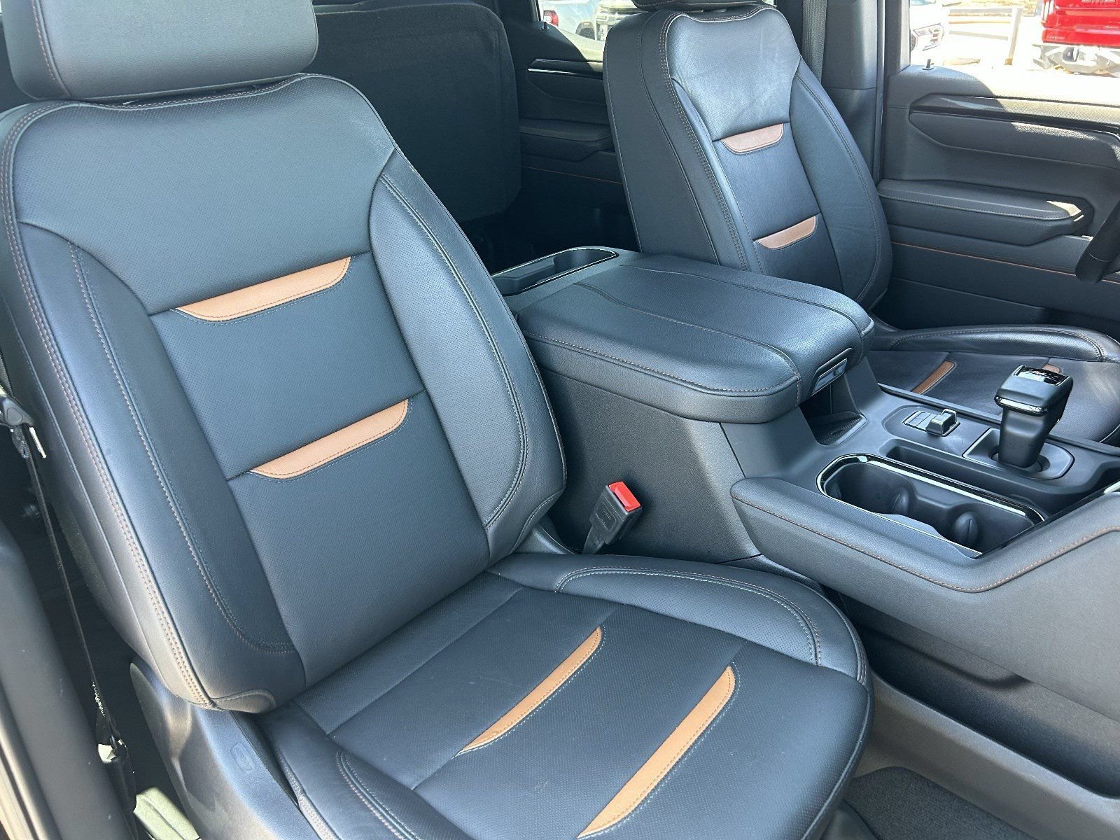 2025 GMC Sierra 1500 AT4 - Photo 11