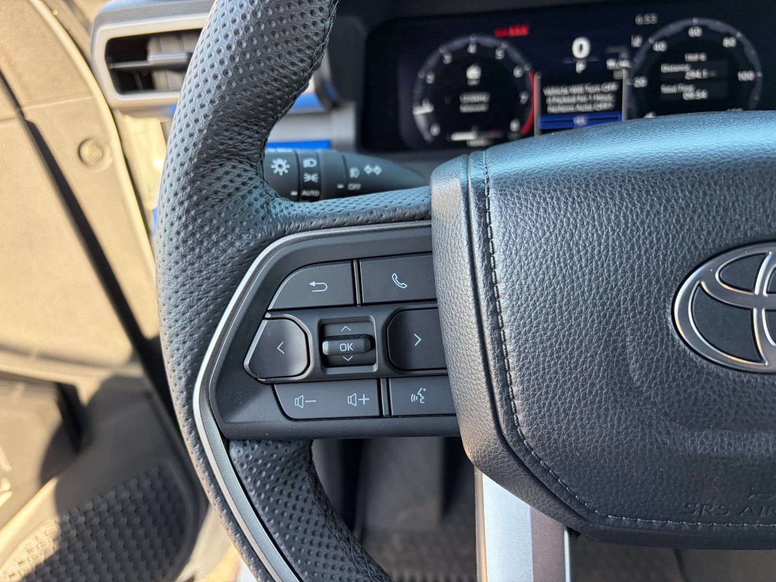 2026 Toyota Tacoma TRD Sport - Photo 25