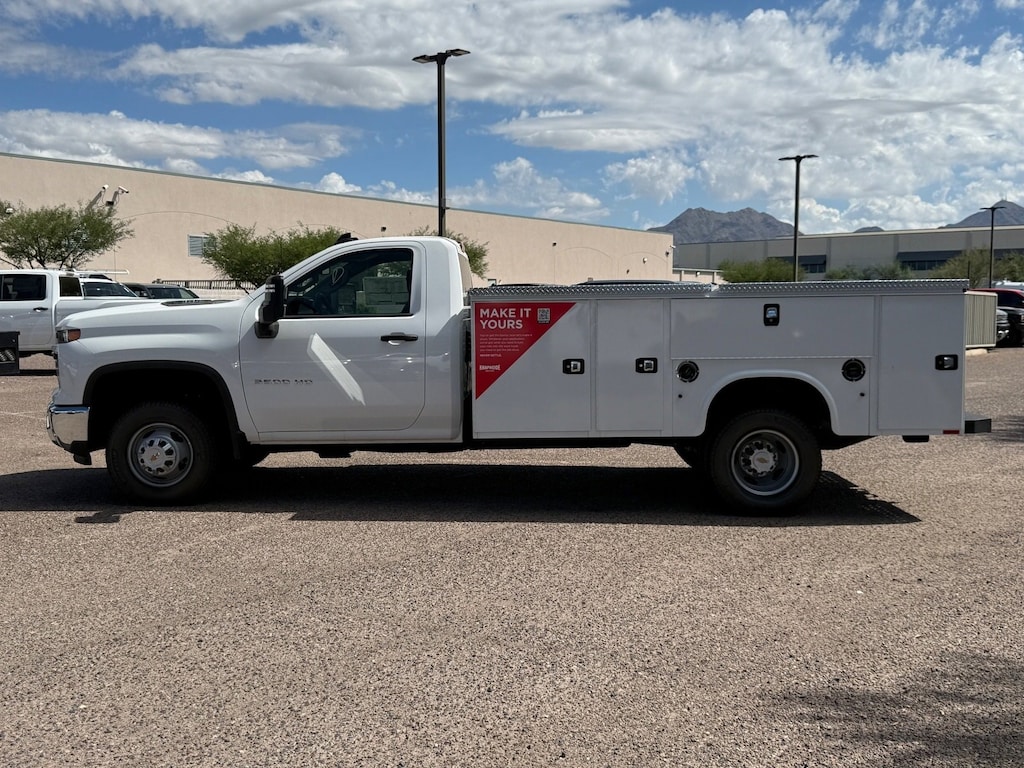 New 2025 Chevrolet Silverado 3500 HD Chassis Cab Work Truck Truck Regular Cab