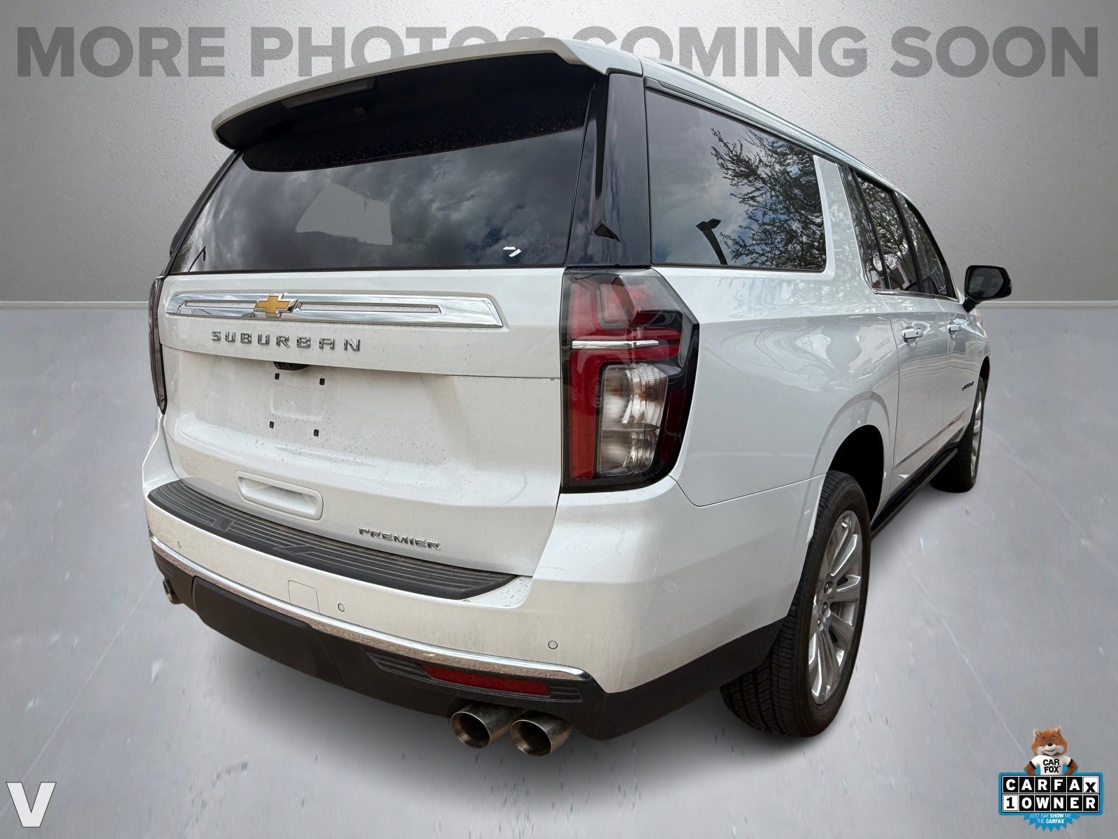 2024 Chevrolet Suburban Premier photo 3
