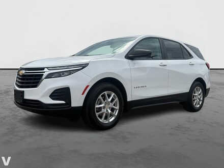 2022 Chevrolet Equinox LS SUV
