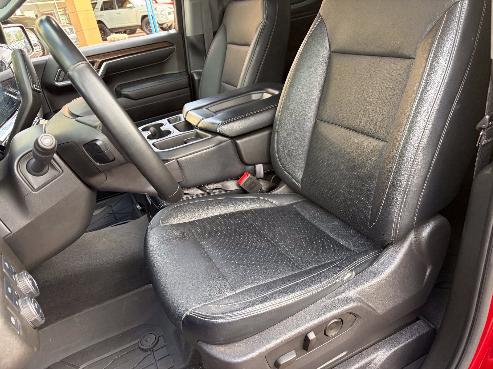 2024 Chevrolet Silverado 1500 LT - Photo 21