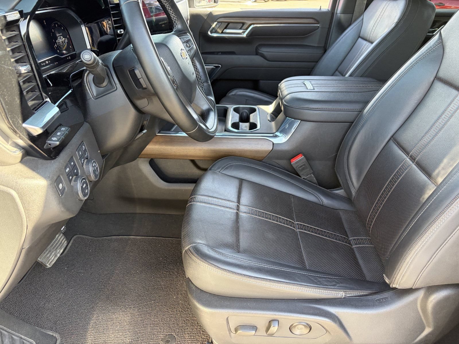 2024 Chevrolet Silverado 2500HD High Country - Photo 20
