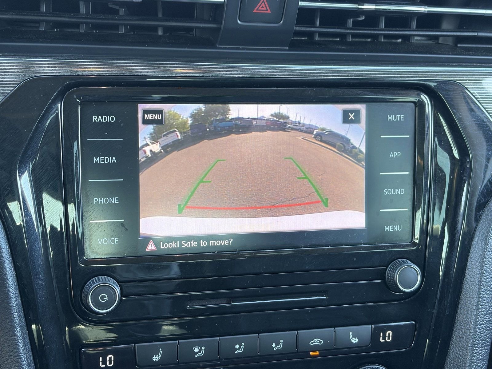 2020 Volkswagen Passat R-Line - Photo 28