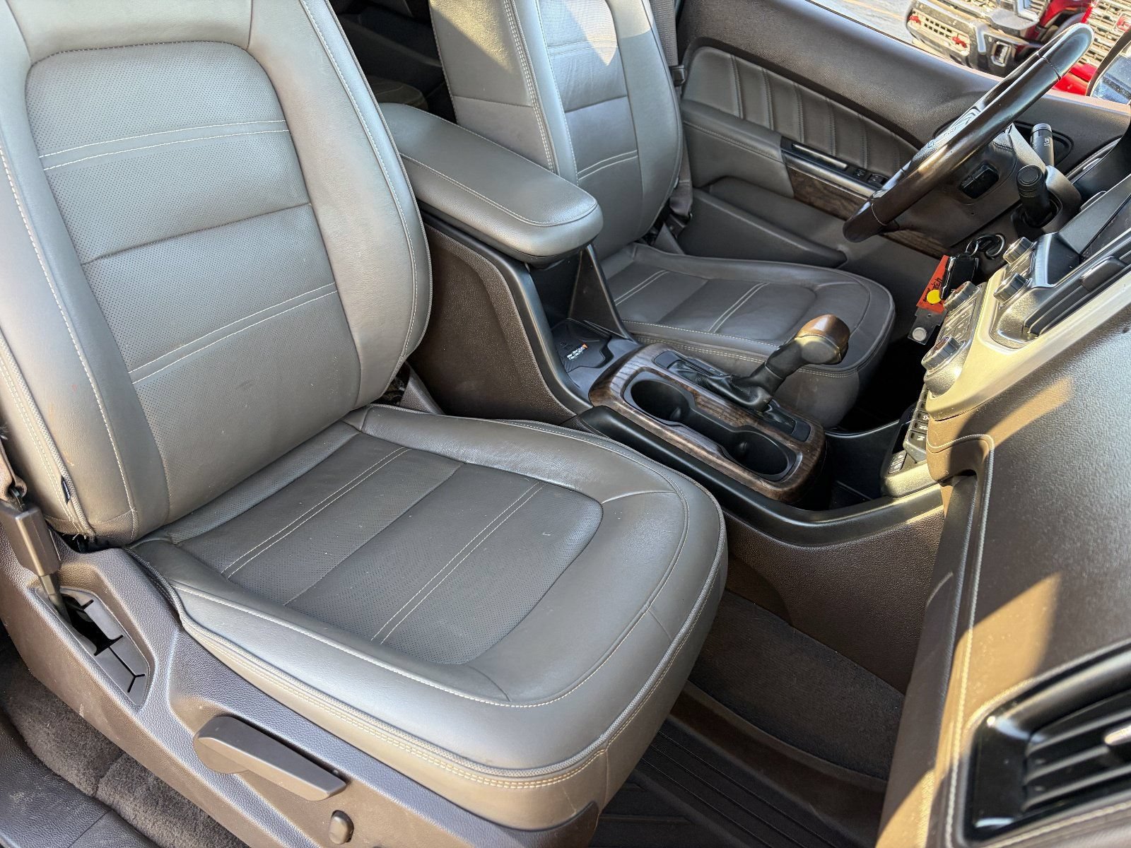 2021 GMC Canyon Denali - Photo 10