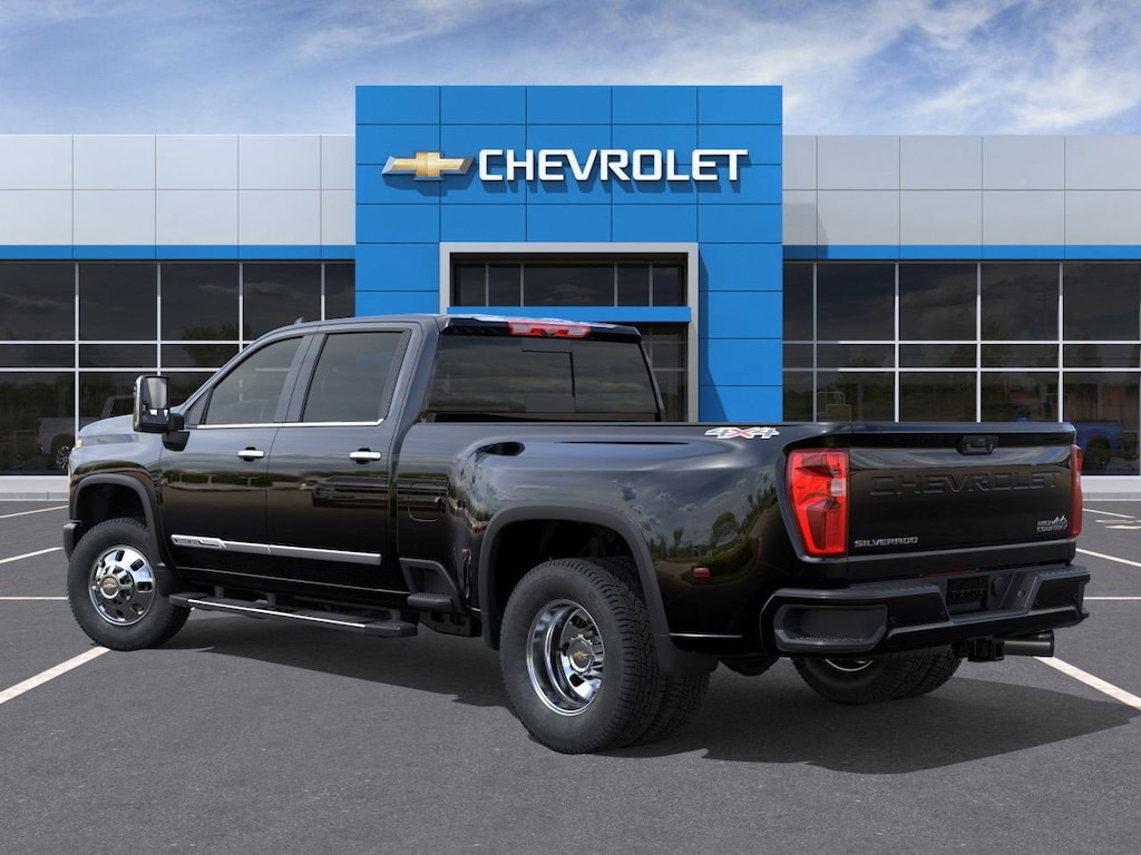 New 2025 Chevrolet Silverado 3500 HD High Country DRW Truck Crew Cab